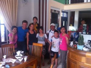 Die Camellia-Crew - unbeschreibliche Gastfreundschaft