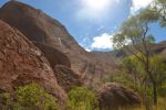Uluru mit einem Wasserfall