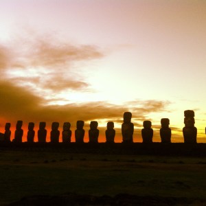 Aku Tongariki bei Sunrise